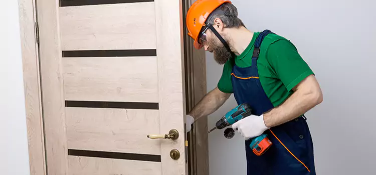 Replace Internal Door Handle with Lock Neenah
