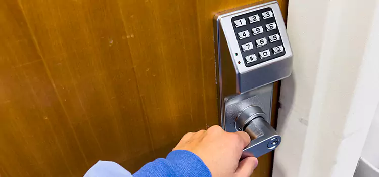 Why Choose Us for Your Keypad Lock Needs in Neenah, WI?